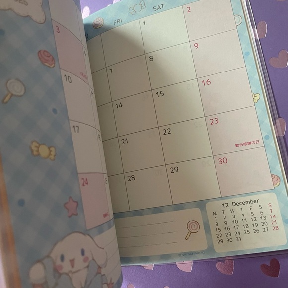 Sanrio Characters 2025 Datebok - Picture 5 of 11